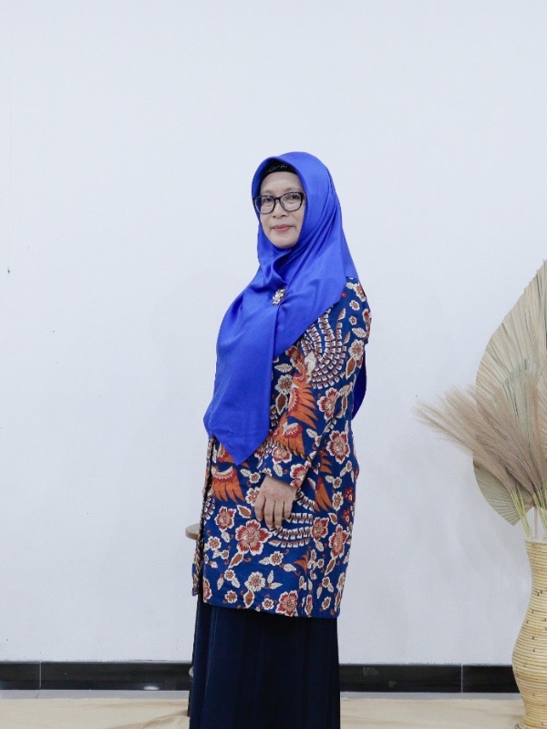 Fitri Nurrochmi, M.Pd