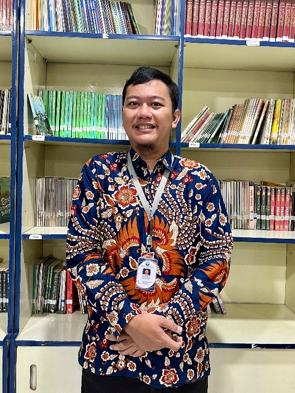 Yusril Ihza Mahendra, S.Pd